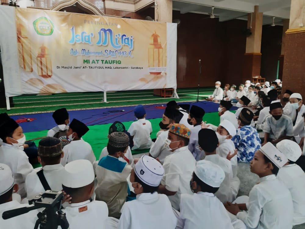 Pertama