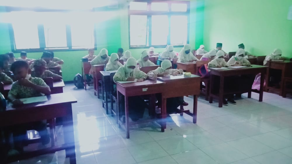 KELAS 3-B