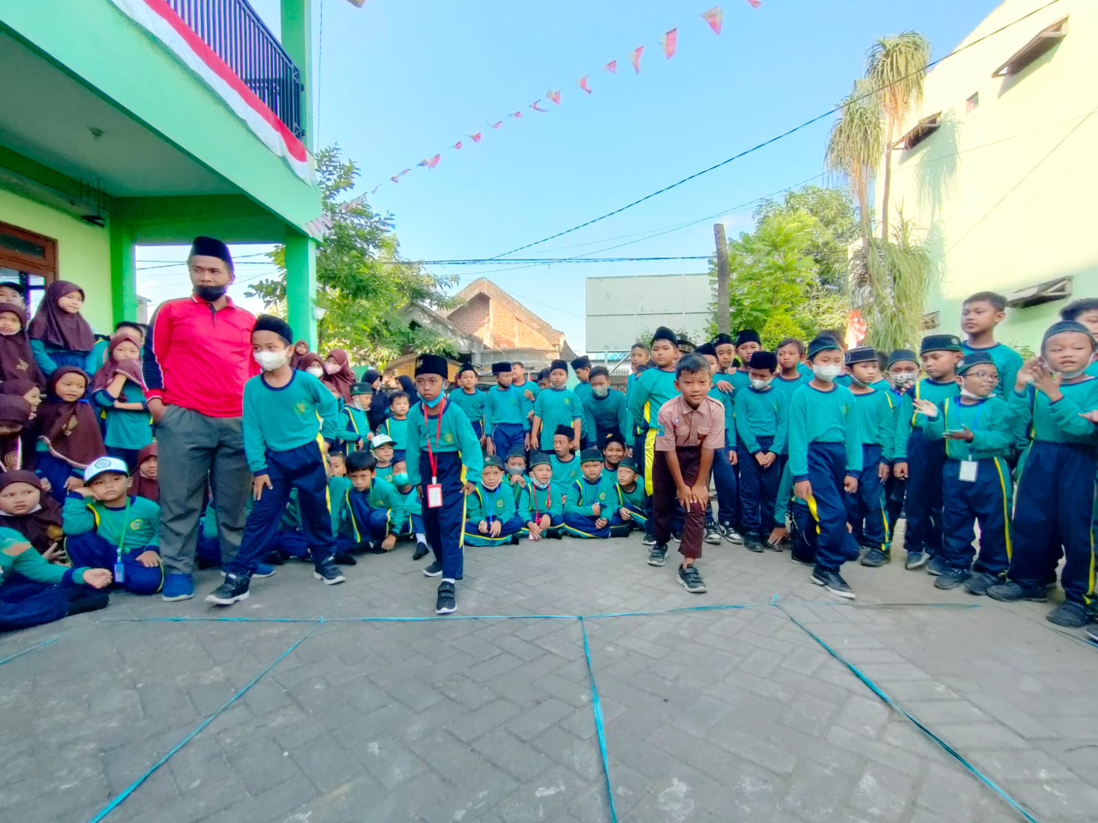 Lomba-Lomba Memperingati HUT RI 77 Tahun MI AT TAUFIQ