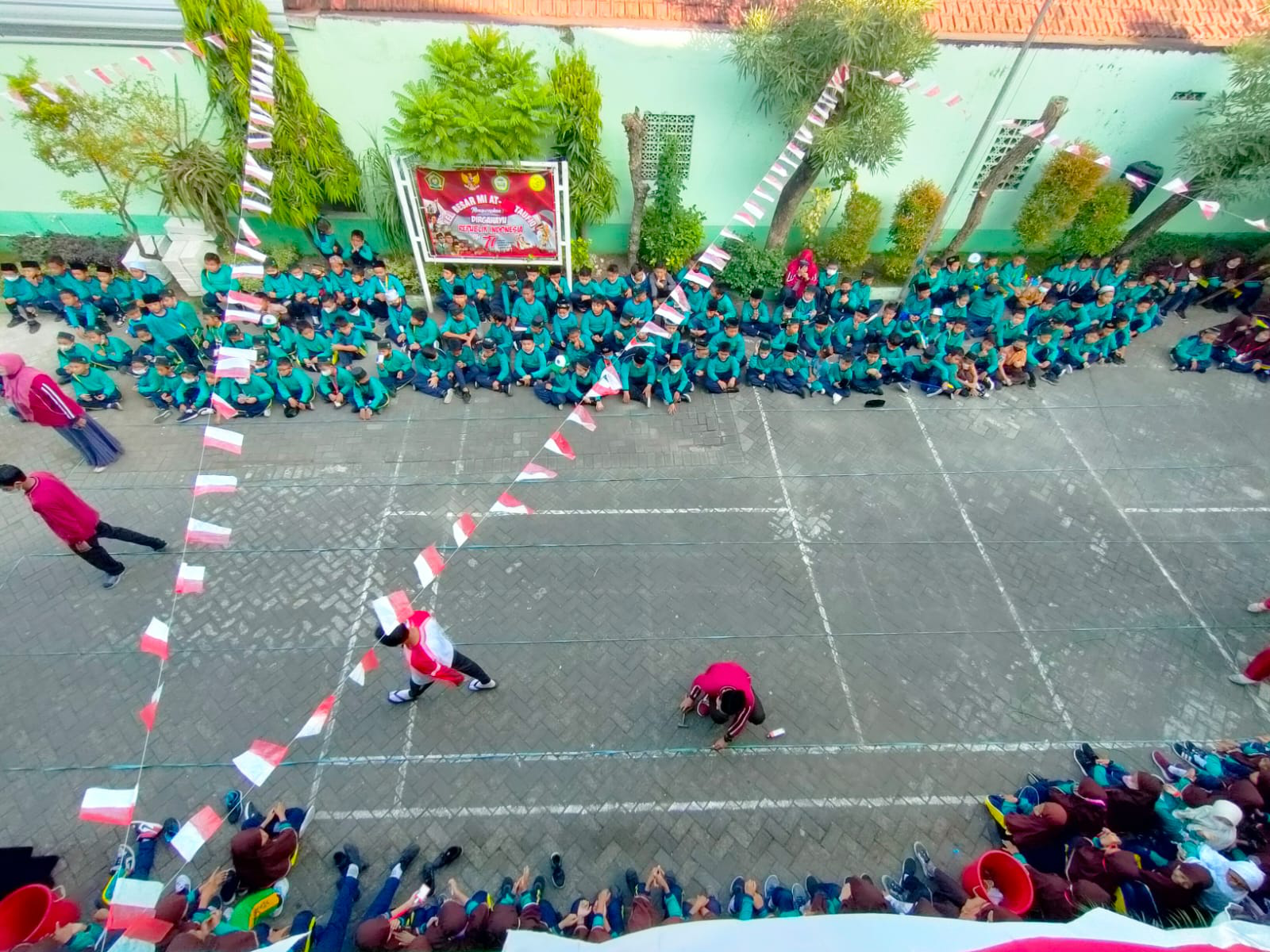 Lomba-Lomba Memperingati HUT RI 77 Tahun MI AT TAUFIQ