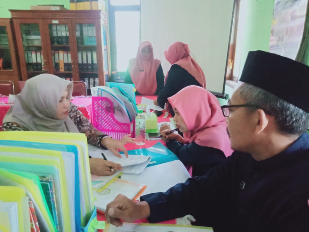 POINT 3 (PENGEMBANGAN KEWIRAUSAHAAN)