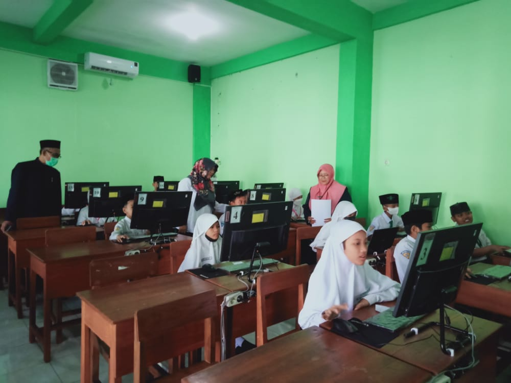 ANBK HARI PERTAMA SESI 1 DAN MONEV ANBK