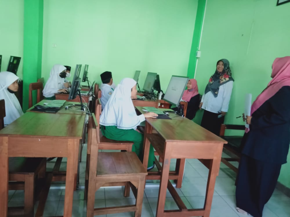 ANBK HARI PERTAMA SESI 1 DAN MONEV ANBK