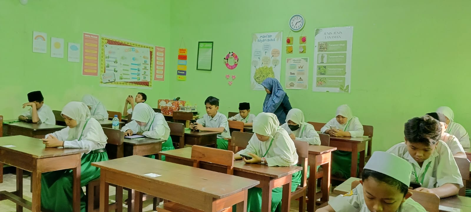 ASESMENT MADRASAH TP. 2023-2024 MI AT-TAUFIQ LAKARSANTRI SURABAYA