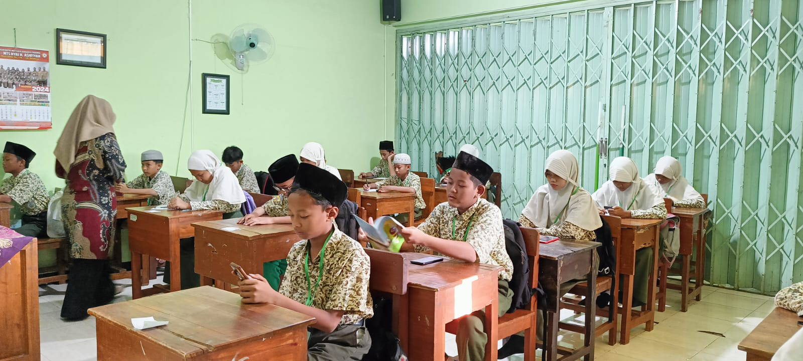 ASESMENT MADRASAH TP. 2023-2024 MI AT-TAUFIQ LAKARSANTRI SURABAYA