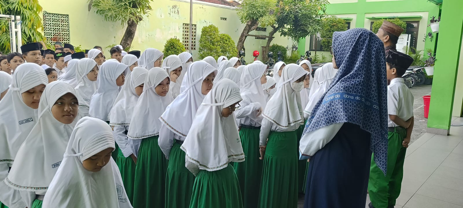 ASESMENT MADRASAH TP. 2023-2024 MI AT-TAUFIQ LAKARSANTRI SURABAYA