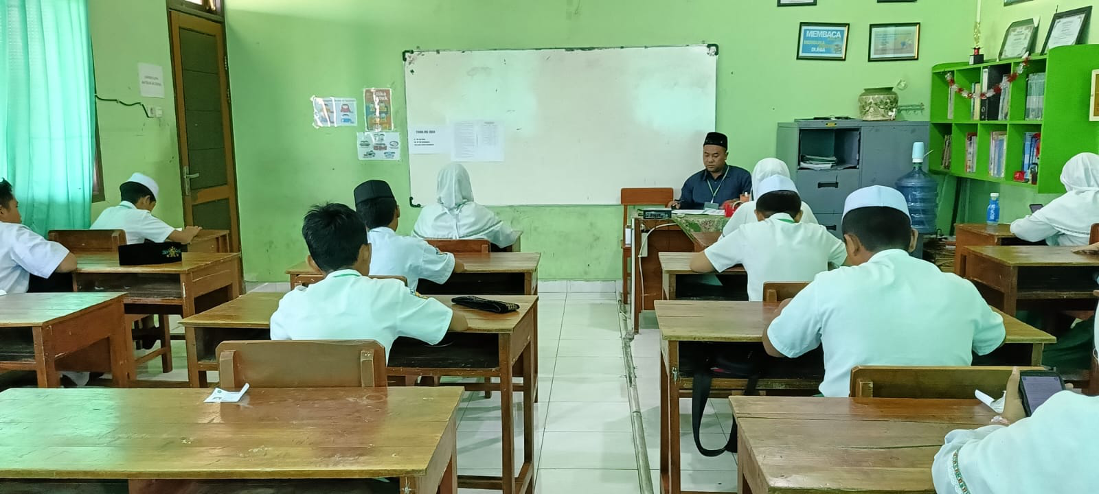 ASESMENT MADRASAH TP. 2023-2024 MI AT-TAUFIQ LAKARSANTRI SURABAYA