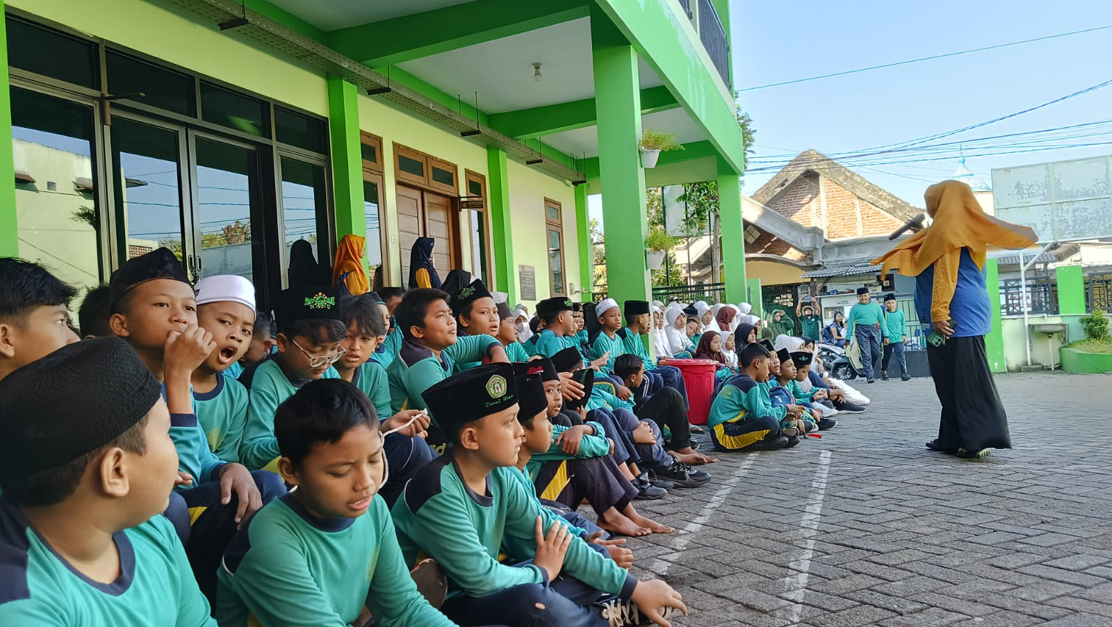 PENYEMBELIHAN HEWAN QURBAN/HARI RAYA IDUL ADHA 1445H PENYEMBELIHAN HEWAN QURBAN/HARI RAYA IDUL ADHA 1445H