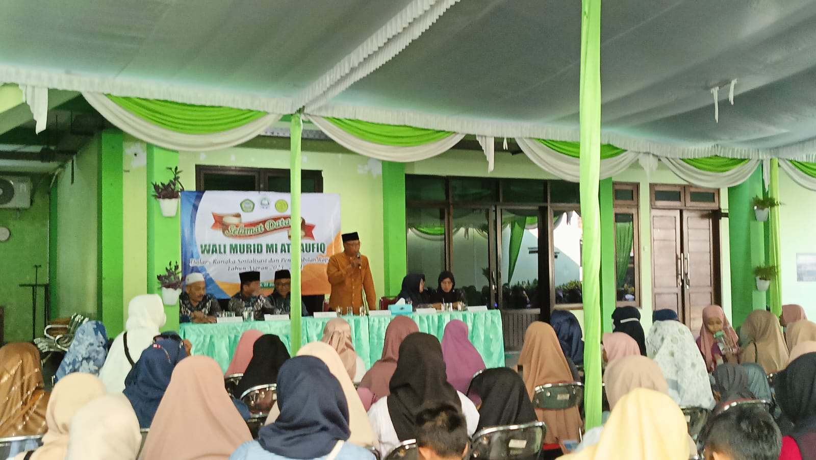SOSIALISASI DAN PENGAMBILAN RAPORT|MI AT-TAUFIQ LAKARSANTRI SURABAYA TP.2023-2024