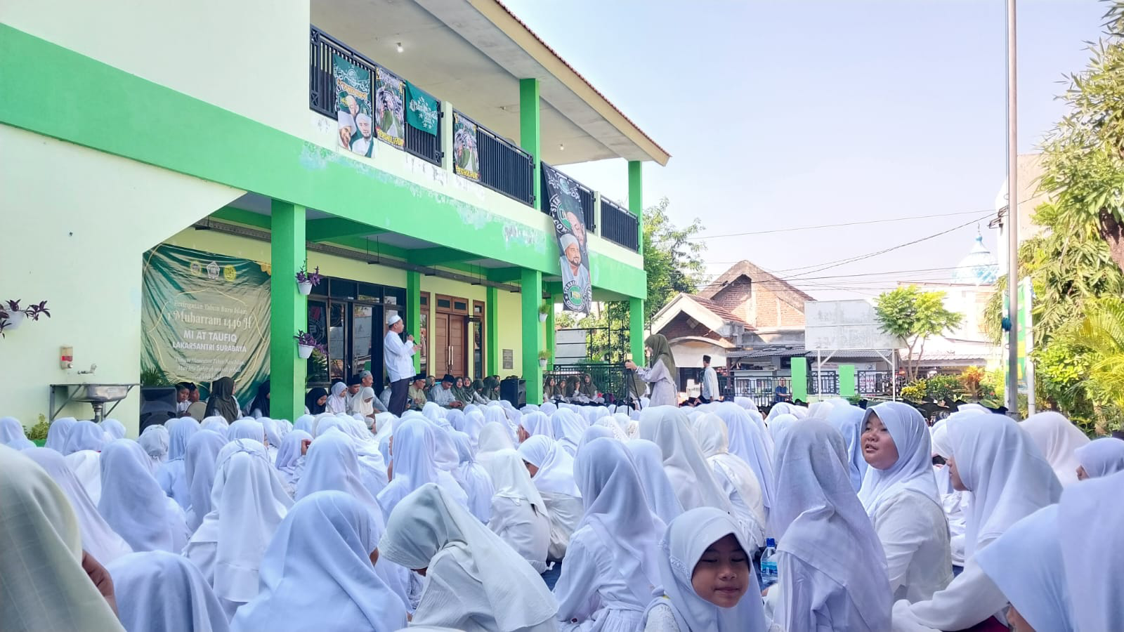 Peringatan 1 Muharram 1446H | MI AT-TAUFIQ LAKARSANTRI SURABAYA